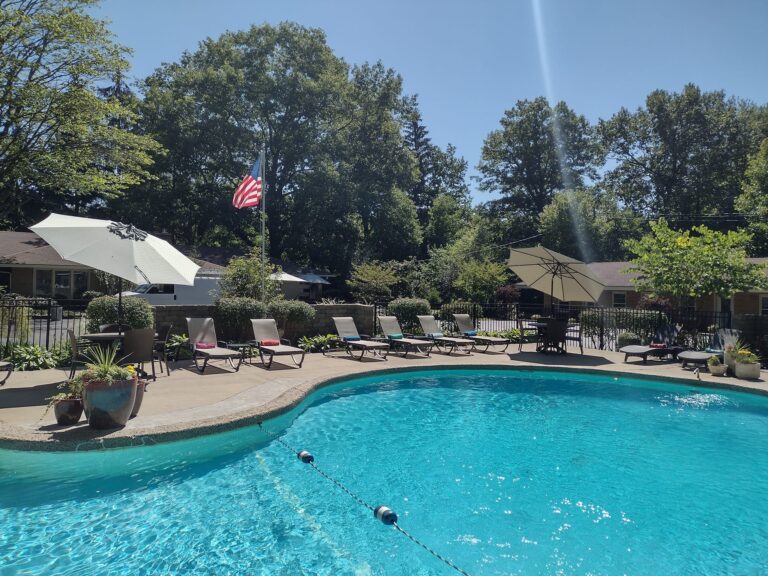 Saugatuck Retro Resort Motel