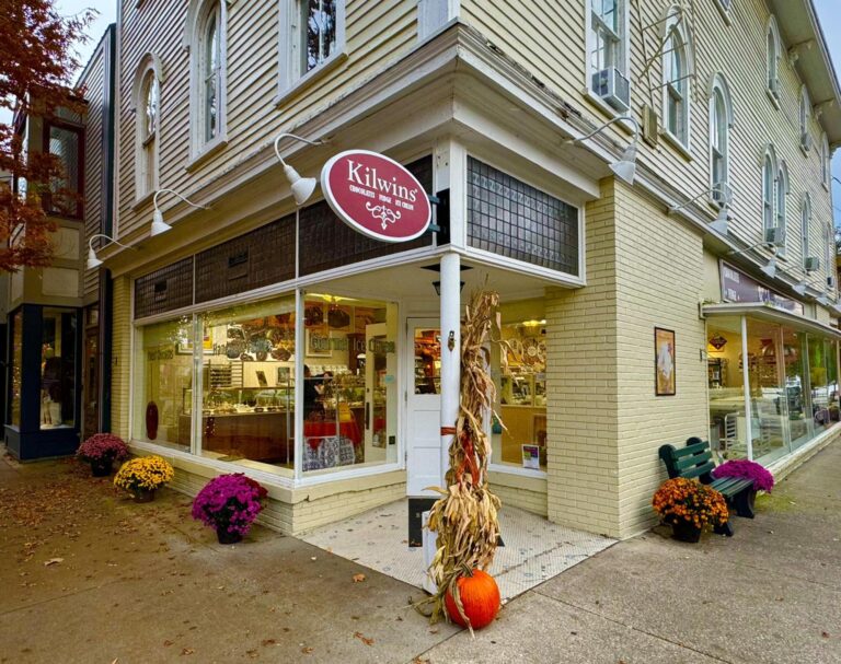 The front of Kilwin's Chocolates & Ice Cream.