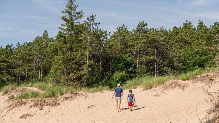 Letterboxing Along the Lakeshore