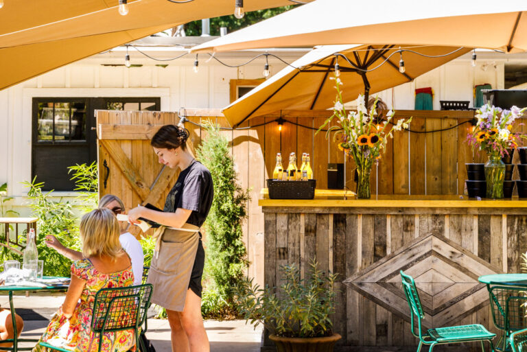 Veg Out In Saugatuck/Douglas