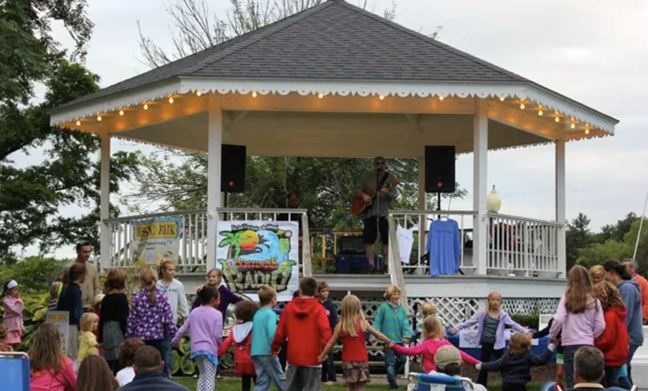 Music in the Park - Saugatuck Douglas, MI