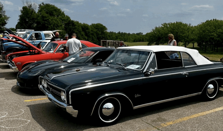 Major’s Auto Show at Crane’s